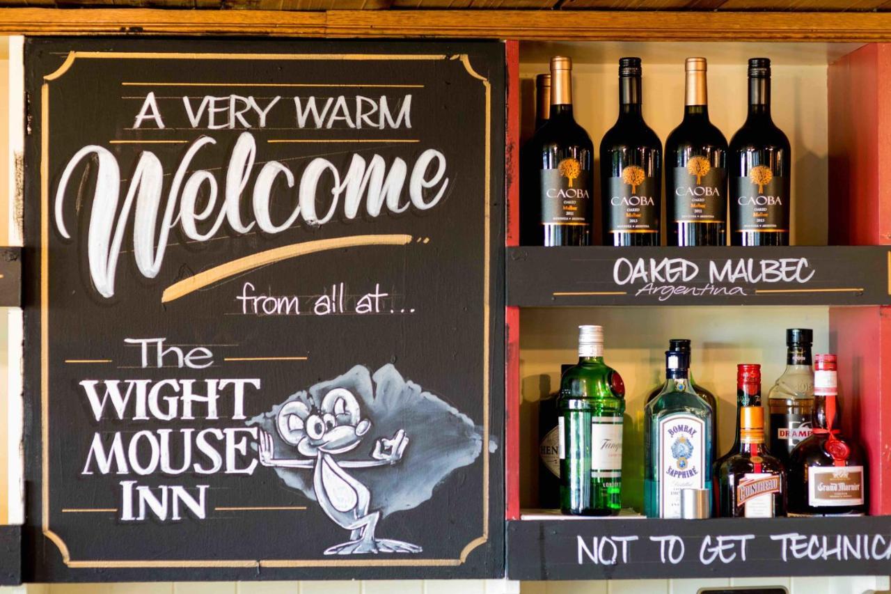 The Wight Mouse Inn Chale Esterno foto